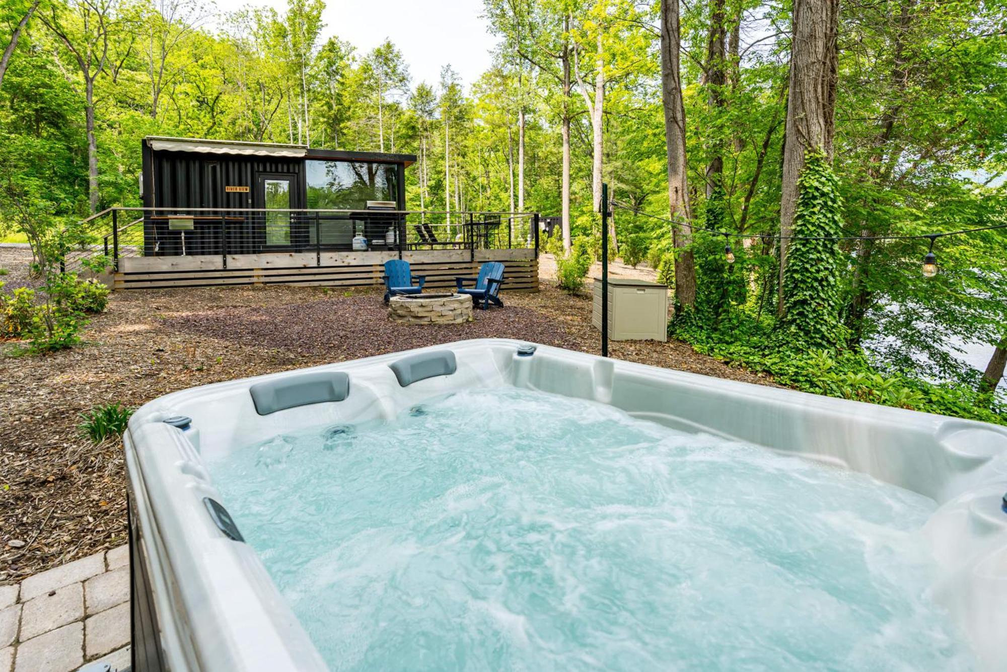 Riverside Tiny Cabin W Hot Tub, Fire Pit, & Kayaks Rileyville Buitenkant foto